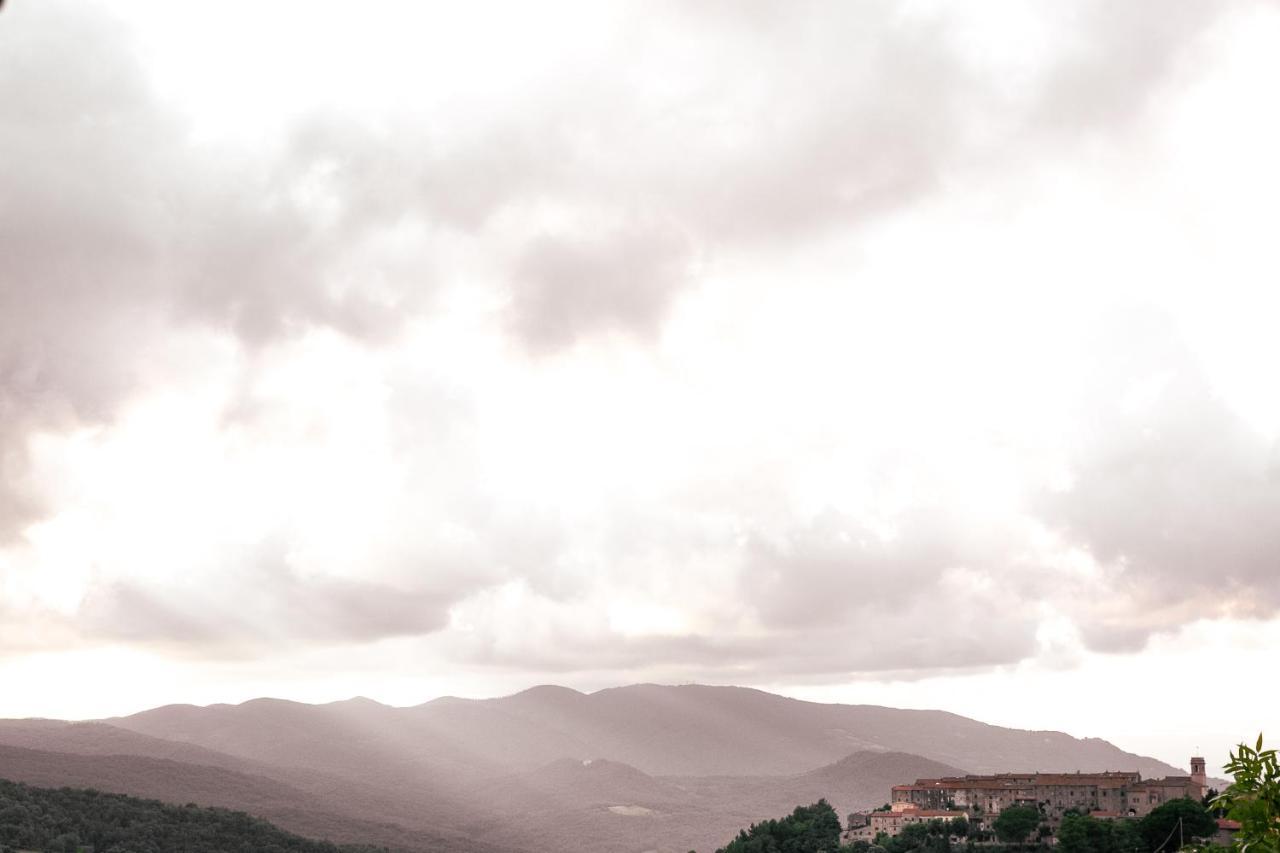 Buongiorno Maestra Di Monteverdi Marittimo, Borgo Di Canneto Canneto  ภายนอก รูปภาพ
